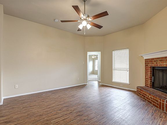 2nd image of 1125 Rio Bravo Dr