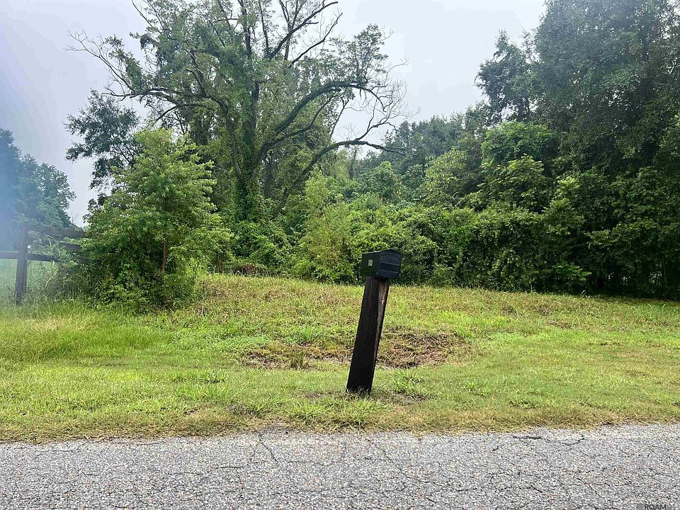 2nd image of 526 Old Rafe Mayer Rd