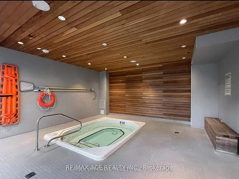 8 Mercer St #526 — Photo 10
