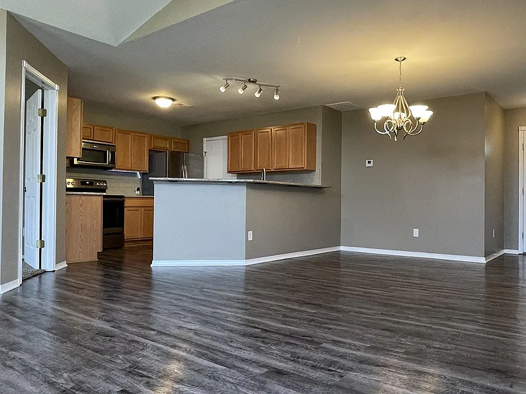 1001 Kadence Ln — Photo 34