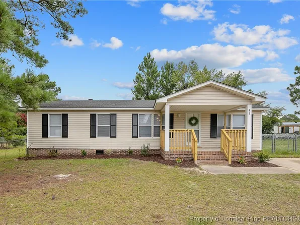 43 Columbus Ct, Spring Lake, NC 28390