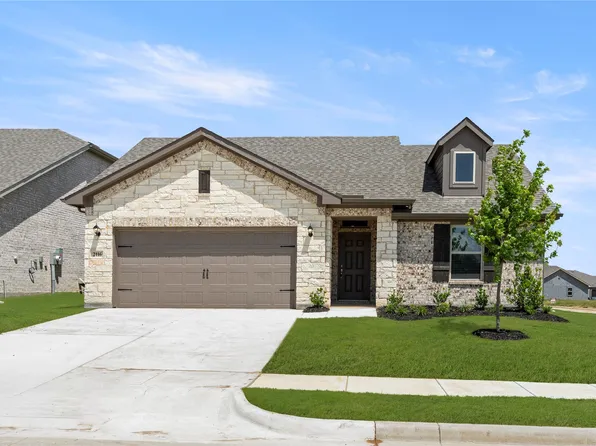 2116 Sesaro Dr, Aubrey, TX 76227