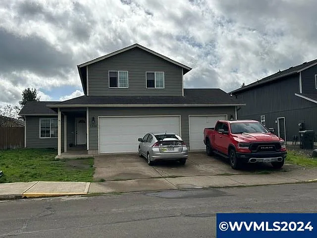 5316 Holly Loop SE photo 1