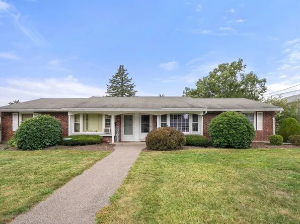 290 Belair St Unit 290, Brockton, MA 02301