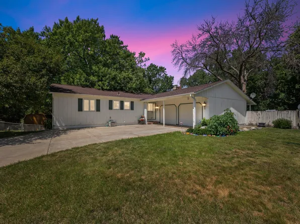 6641 Cherokee Ln N, Brooklyn Park, MN 55428