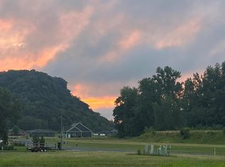 315 Grand Dr, Lake City, MN 55041