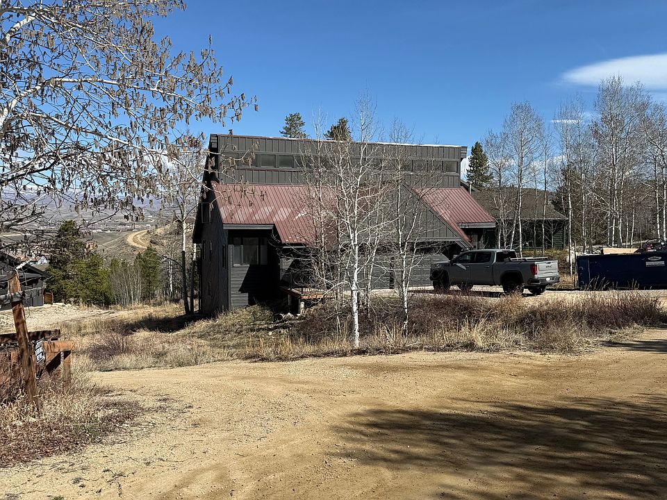 Building Photo 3