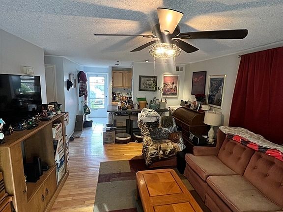 5th image of 55 Empire St Unit 52