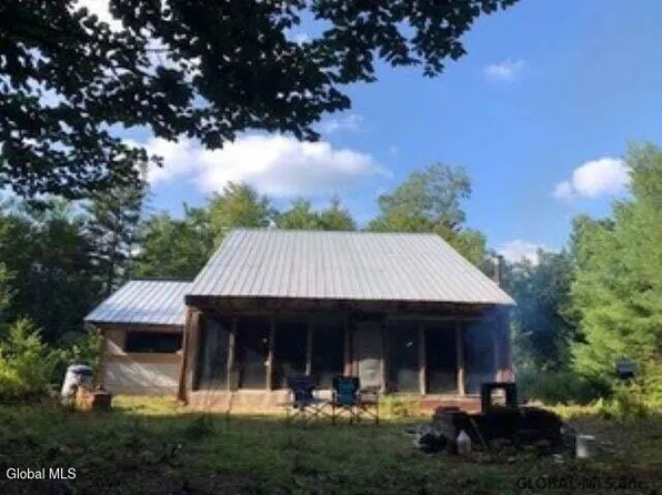 880 County Highway 125, Gloversville, NY 12078