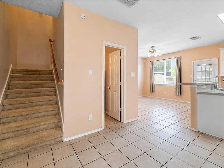 3318 Palston Bend Ln — Photo 4