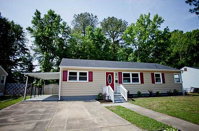 1st image of 1420 Antoinette Cir