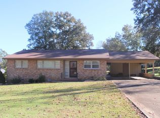 605 Pickwick St, Sheffield, AL 35660
