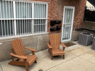 2812 S Throop St, Chicago, IL 60608