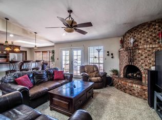 3700 N Carlton Ave, Farmington, NM 87401