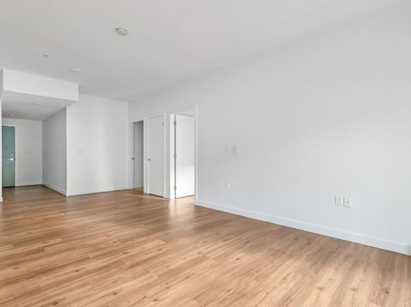 2 bedroom rental in Vancouver — photo 39