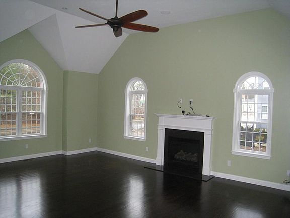 4th image of Plan E Veterans Pl