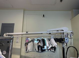 840 Church St #6 & 7, Toronto, ON M4W 3Y5