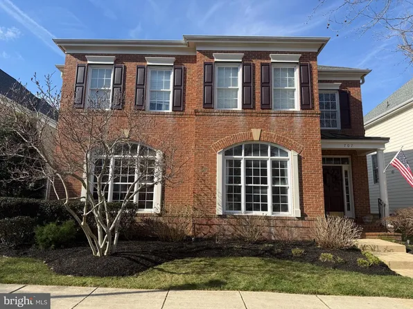 707 Pilot House Dr, Annapolis, MD 21401