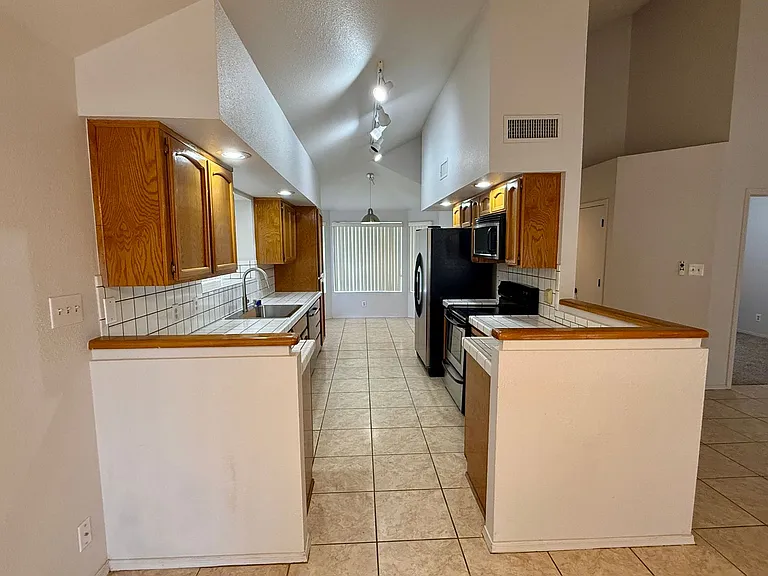 10236 S Del Rico — Photo 6