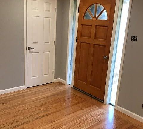 2nd image of 248 Encina Ave