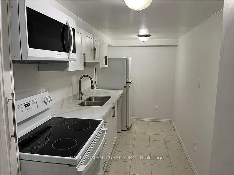 95 Ferncliffe Cres — Photo 19