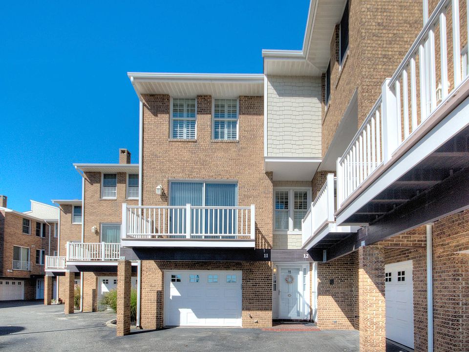 1st image of 1205 Beach Ave APT 11