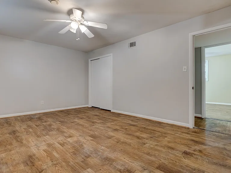 3404 Jones Dr — Photo 26