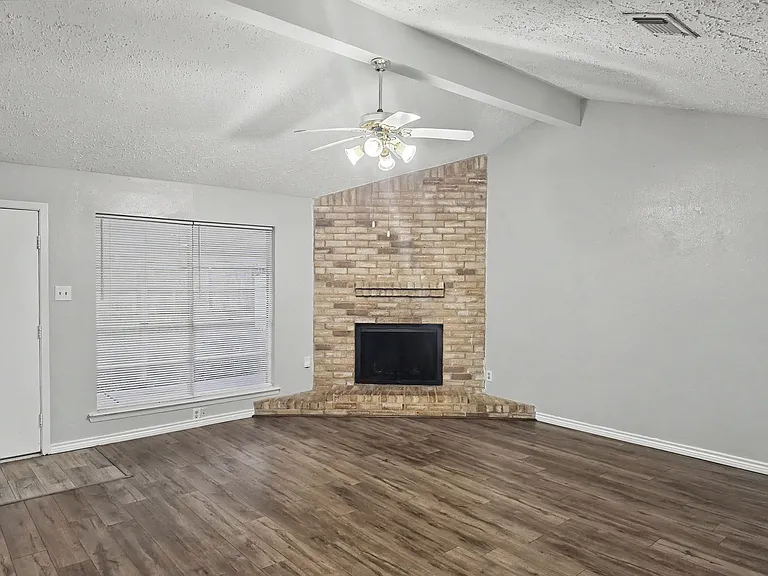 4211 Falcon Meadow Dr — Photo 3