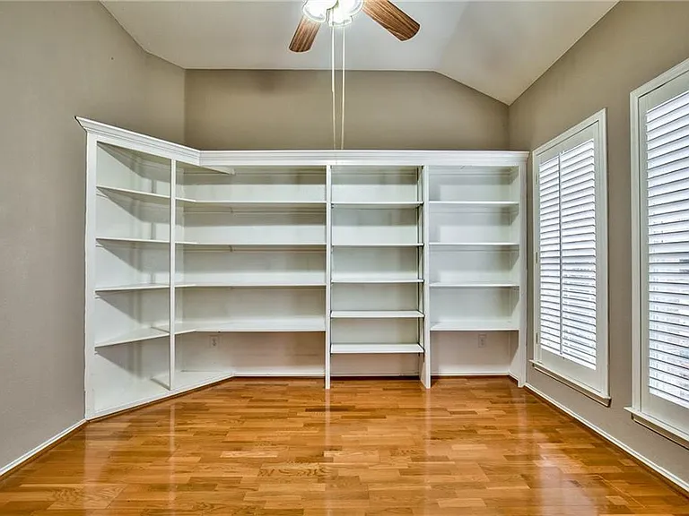 3016 Afton Ridge Dr — Photo 7