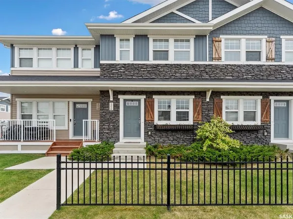 1216 Pringle WAY, Saskatoon, SK S7T 0X5