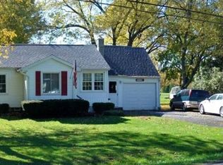 5542 Mapleton Rd, Lockport, NY 14094