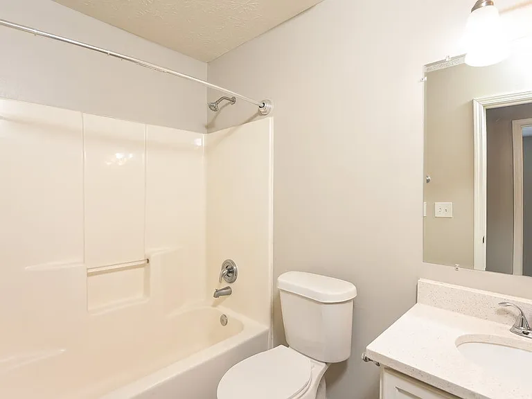 6149 Raleigh Oaks Ct — Photo 16