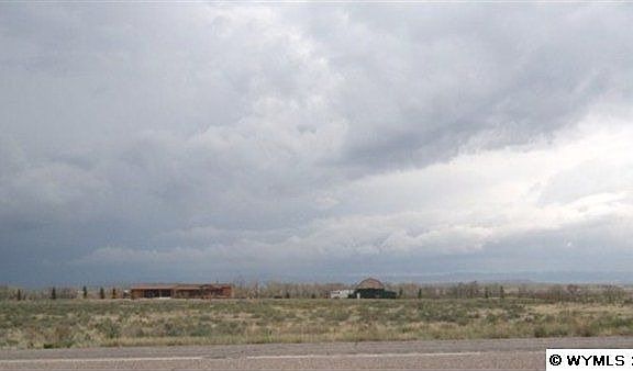 5th image of 15096 Bates Creek Ln