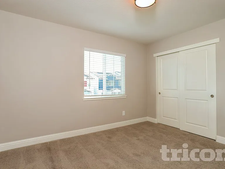 1238 Victorian St — Photo 10