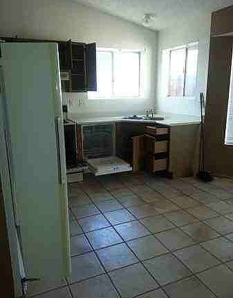 3rd image of 8520 W Palm Ln Unit 1045
