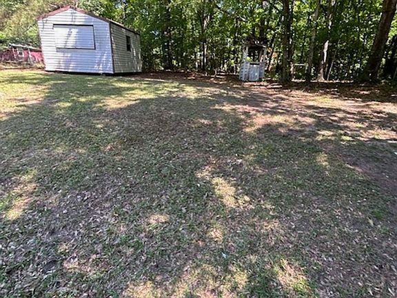 2nd image of 174 Chestlehurst Rd