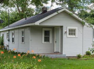 1310 Beechwood St NE, Grand Rapids, MI 49505