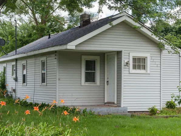 1310 Beechwood St NE, Grand Rapids, MI 49505
