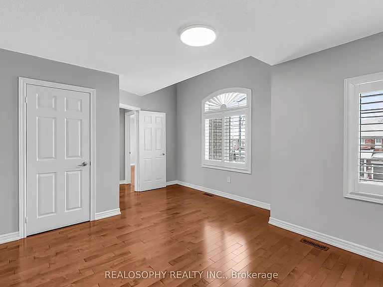 284 Bilbrough St — Photo 19