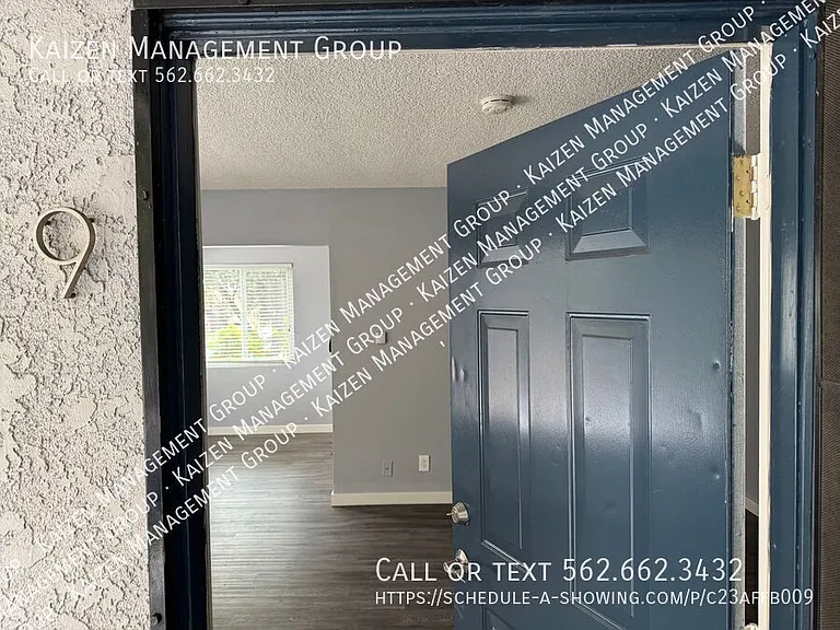 5471 Linden Ave #9 — Photo 1
