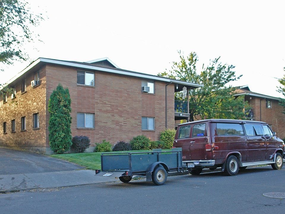 1st image of 6021-6025 N Mayfair St #2