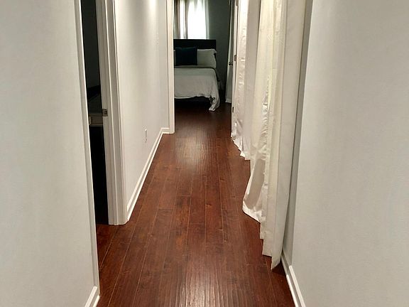 2nd image of 1005 Lamanche St