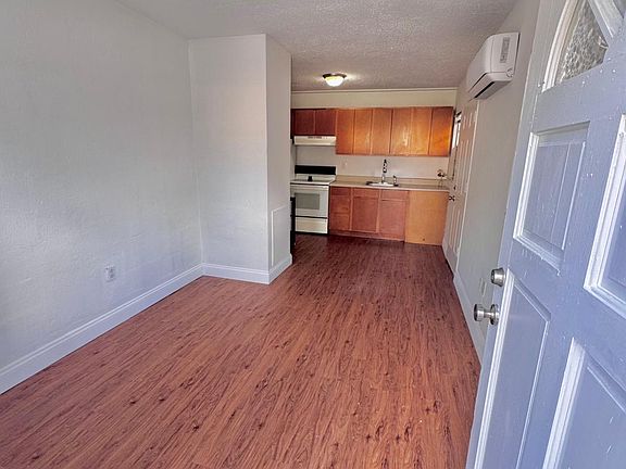 5th image of 9802 N 11th St APT A
