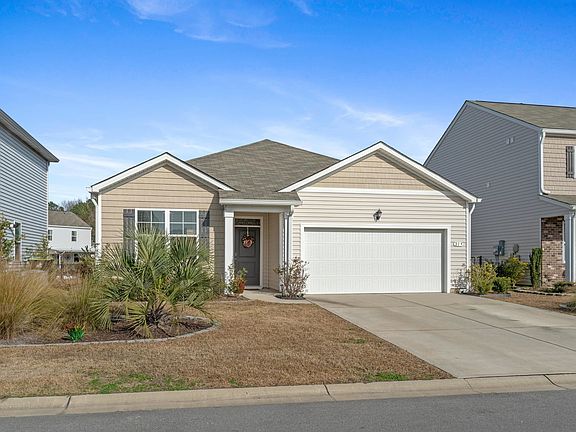 4th image of 219 Pin Oak Dr.