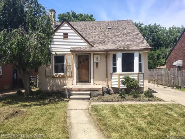 11509 Balfour Rd, Grosse Pointe, MI 48224