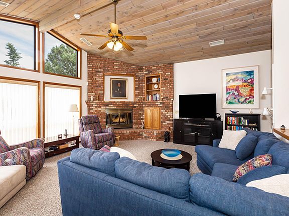 5th image of 3215 E Silvercliff Cir