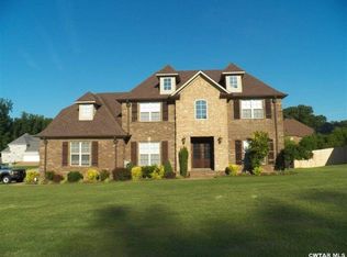 101 Broad Meadow Dr, Jackson, TN 38305