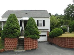 301 Riverside Dr, Rich Creek, VA 24147