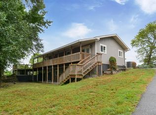 18877 Eagle Point Rd, Eagle Rock, MO 65641