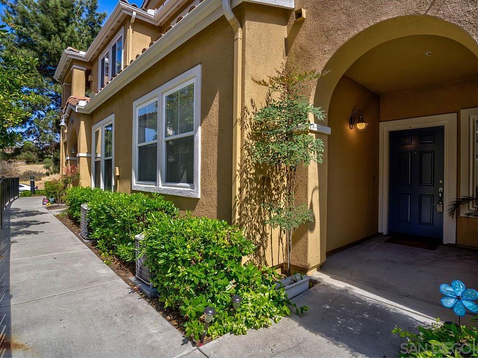1st image of 4472 Avenida Aquila